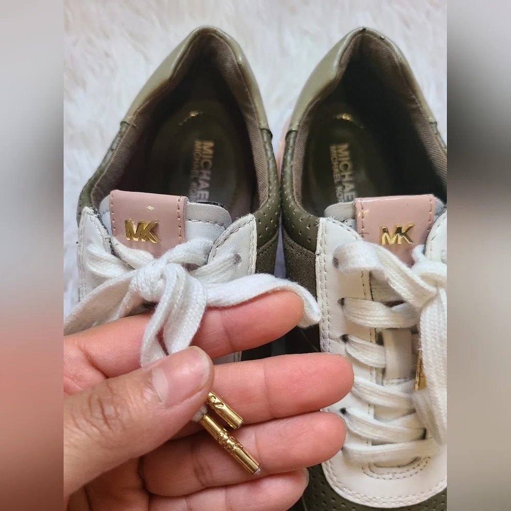 Michael Kors Olive Green W/ Pink and White Accent leather Sneakers Bubbl…​ - Picture 4 of 8